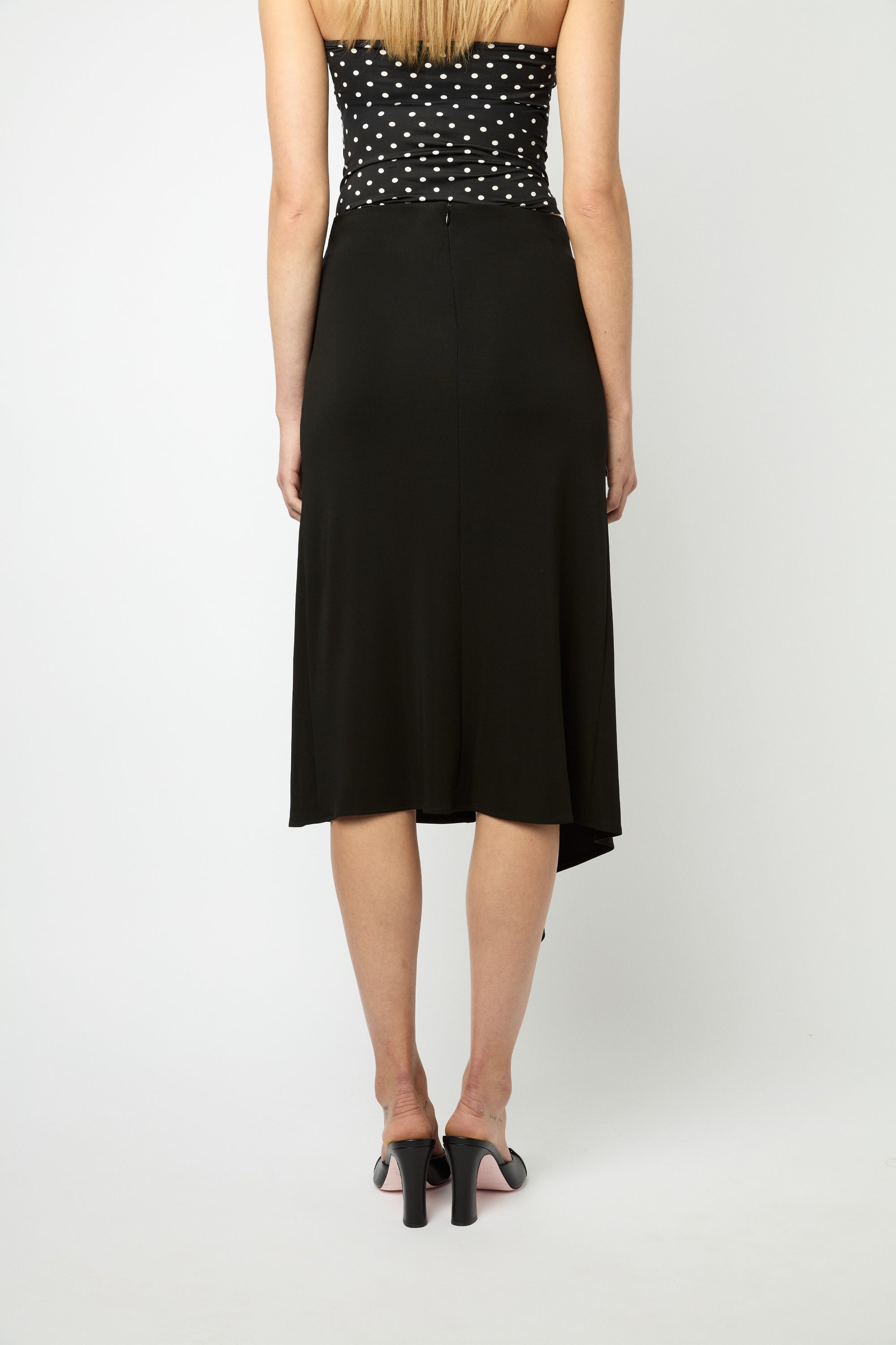 CAPRI MIDI SKIRT in black